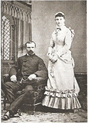 Lee Moore and Amanda Thomas